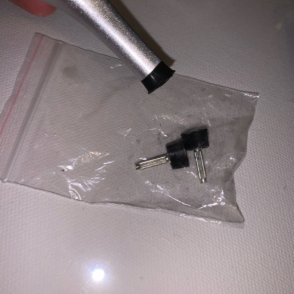 Silver heel - Picture 4 of 4